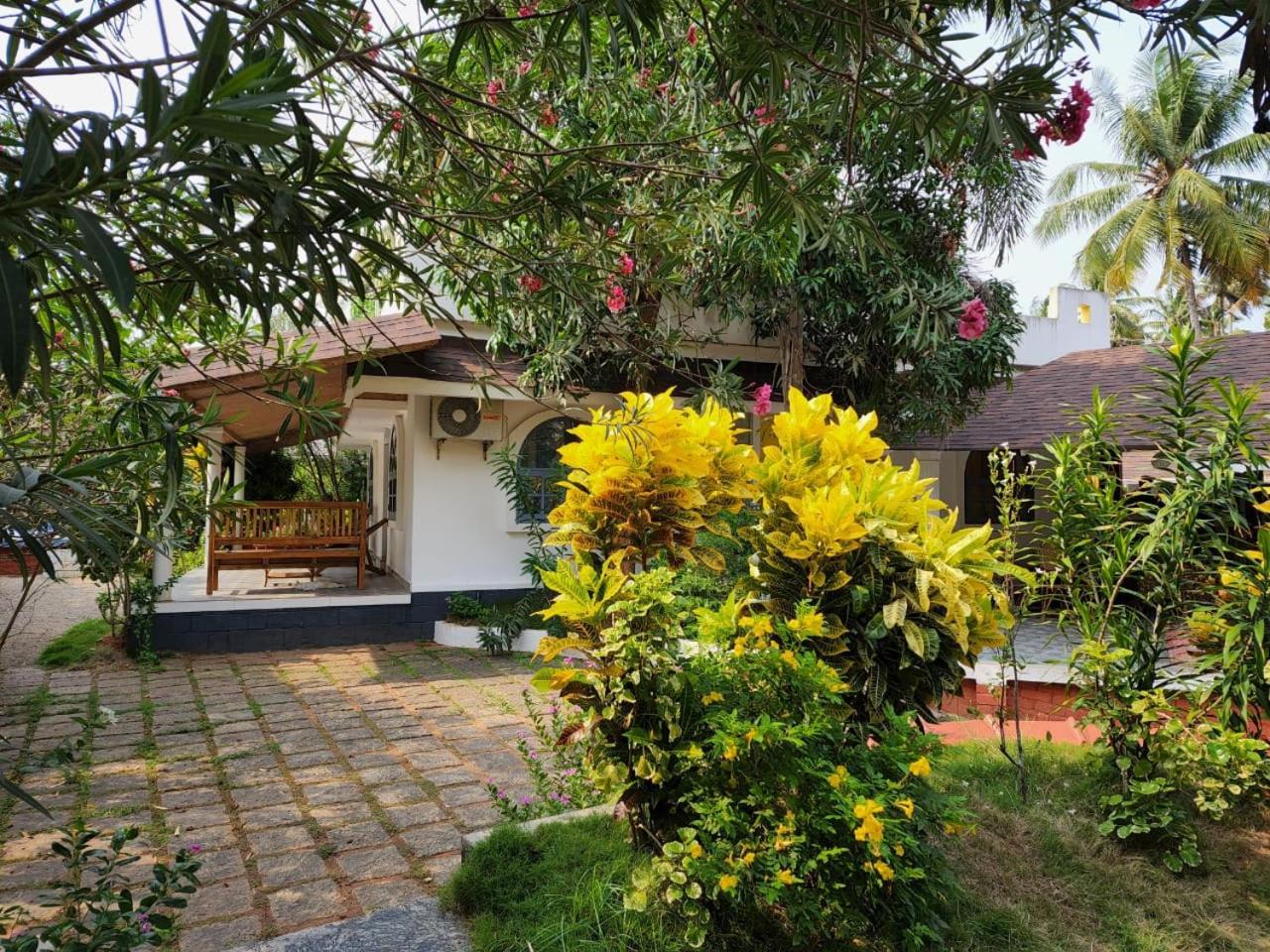 Magnolia Guesthouse ורקלה מראה חיצוני תמונה